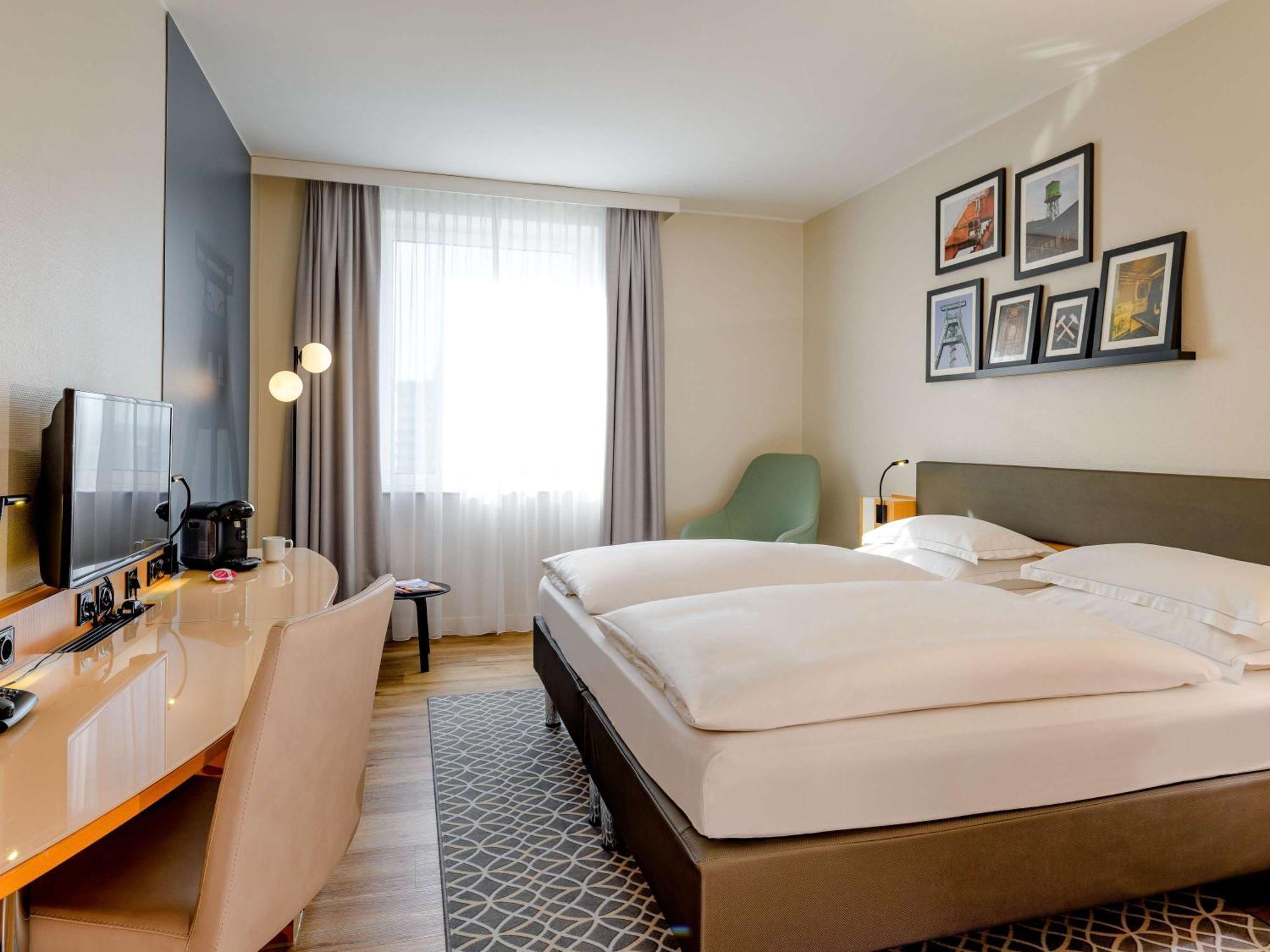 Mercure Hotel 4*